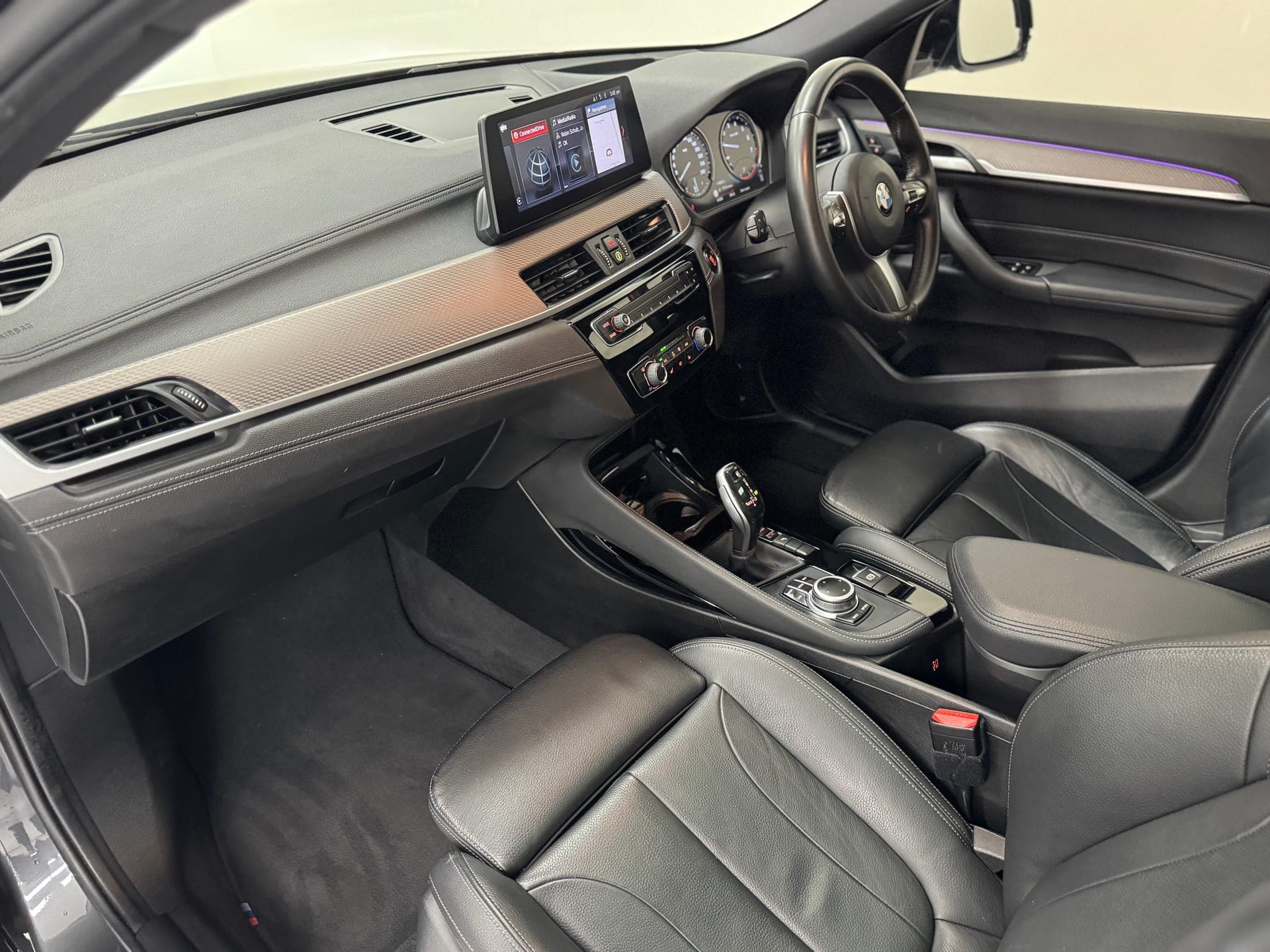 2020 BMW X2 sDRIVE18i F39 in Grey — photo 22