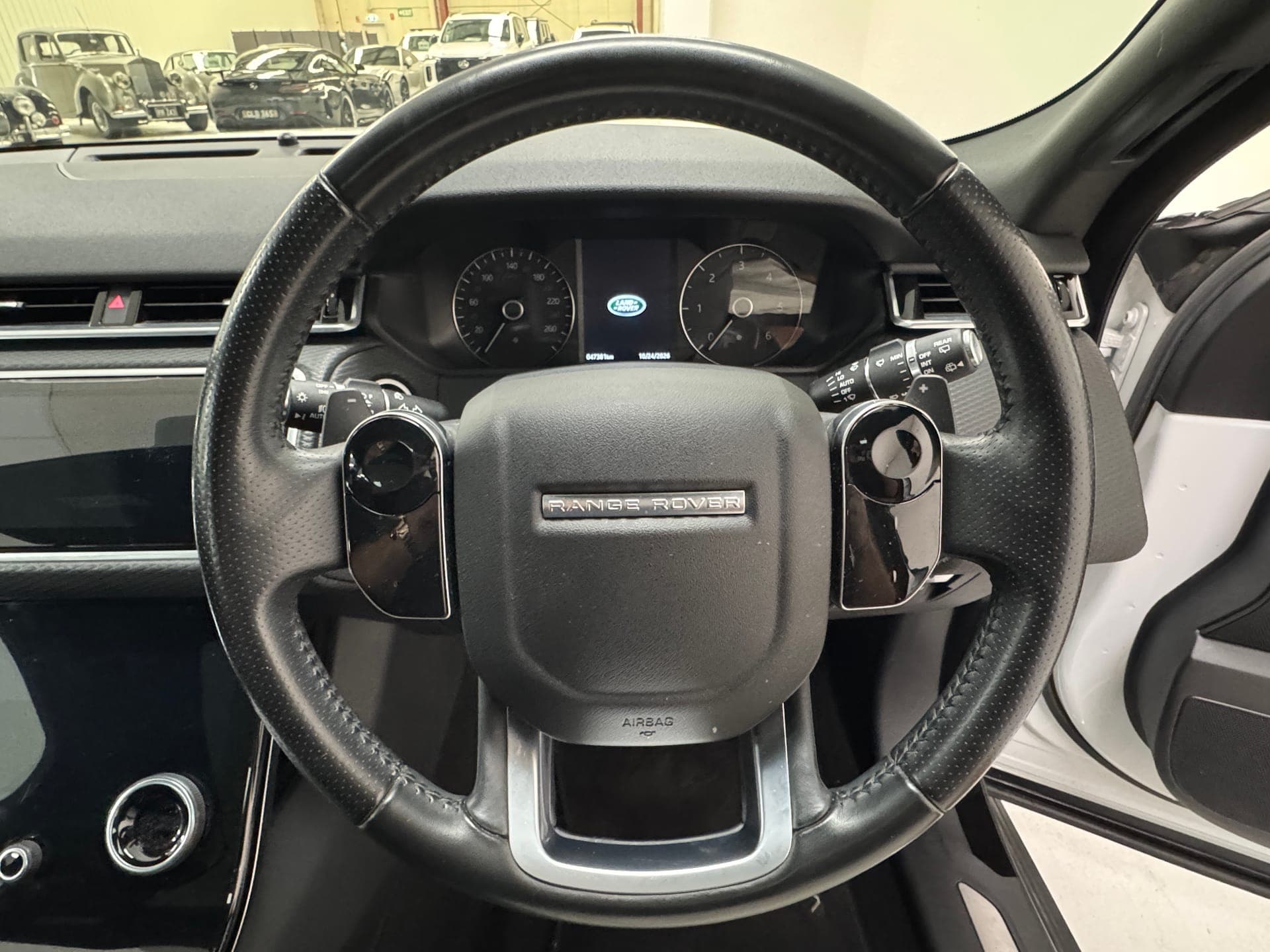 2018 Range Rover Velar D300 S AWD in White — photo 16