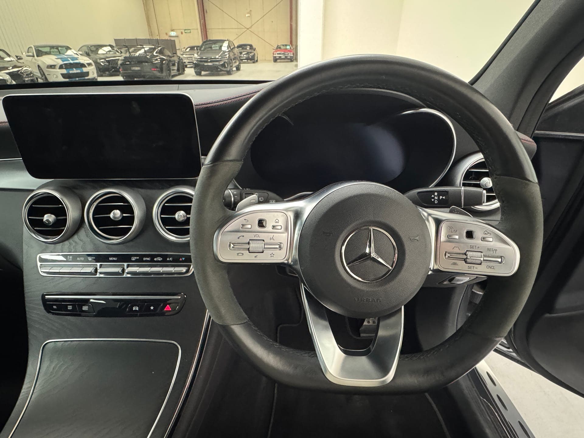 2022 Mercedes-Benz GLC 300 4MATIC in Grey — photo 16