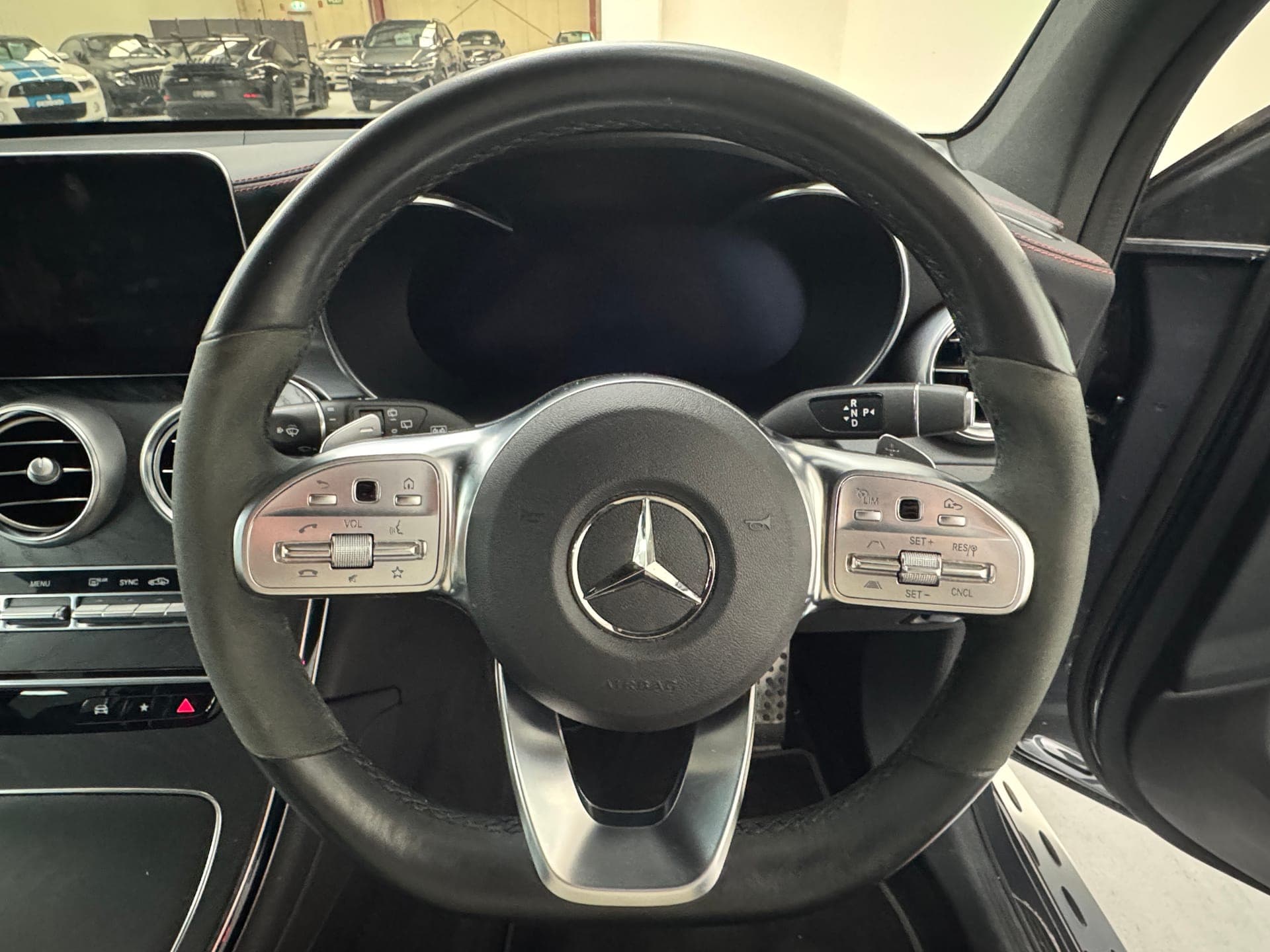 2022 Mercedes-Benz GLC 300 4MATIC in Grey — photo 17