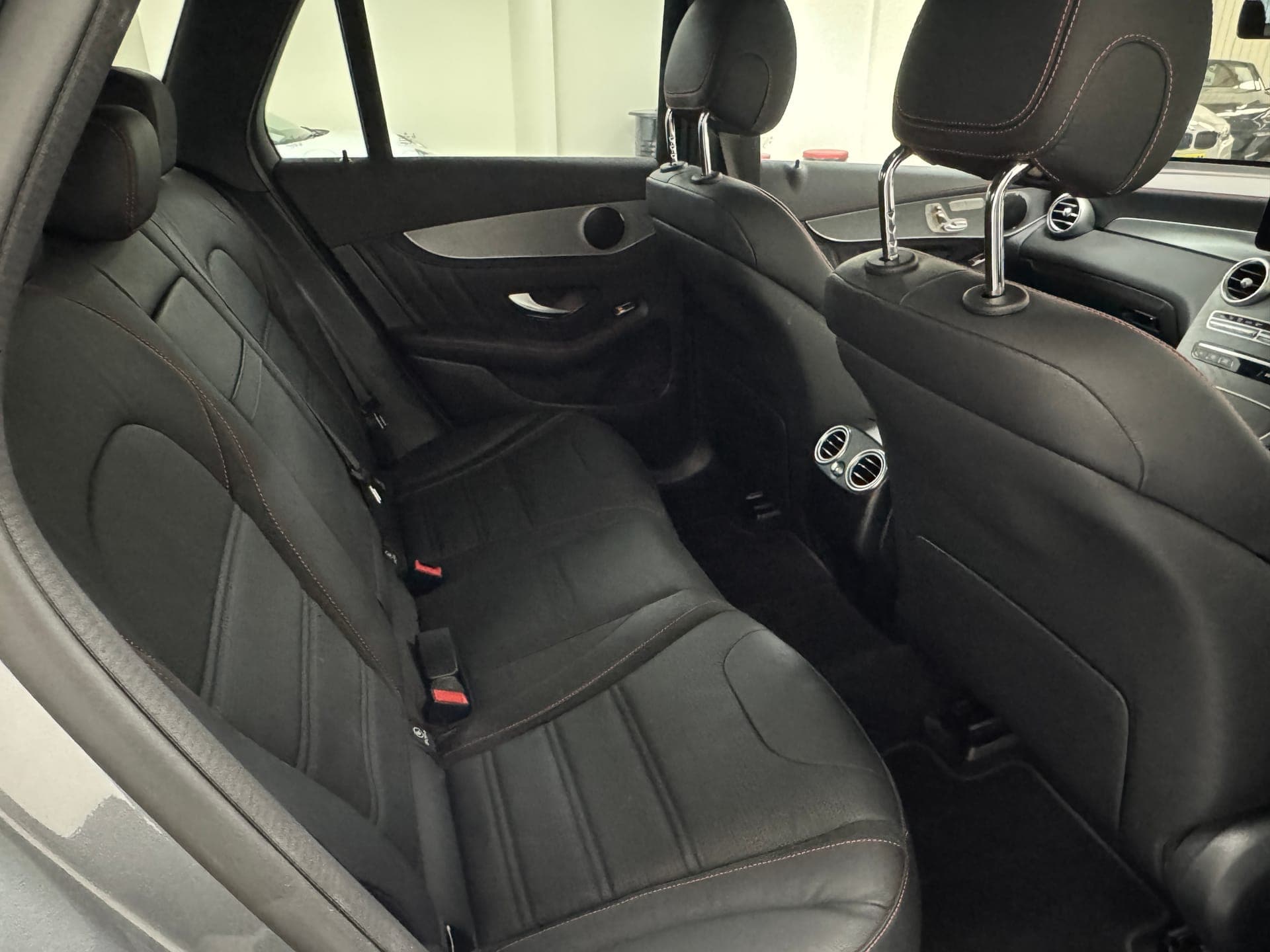 2022 Mercedes-Benz GLC 300 4MATIC in Grey — photo 20