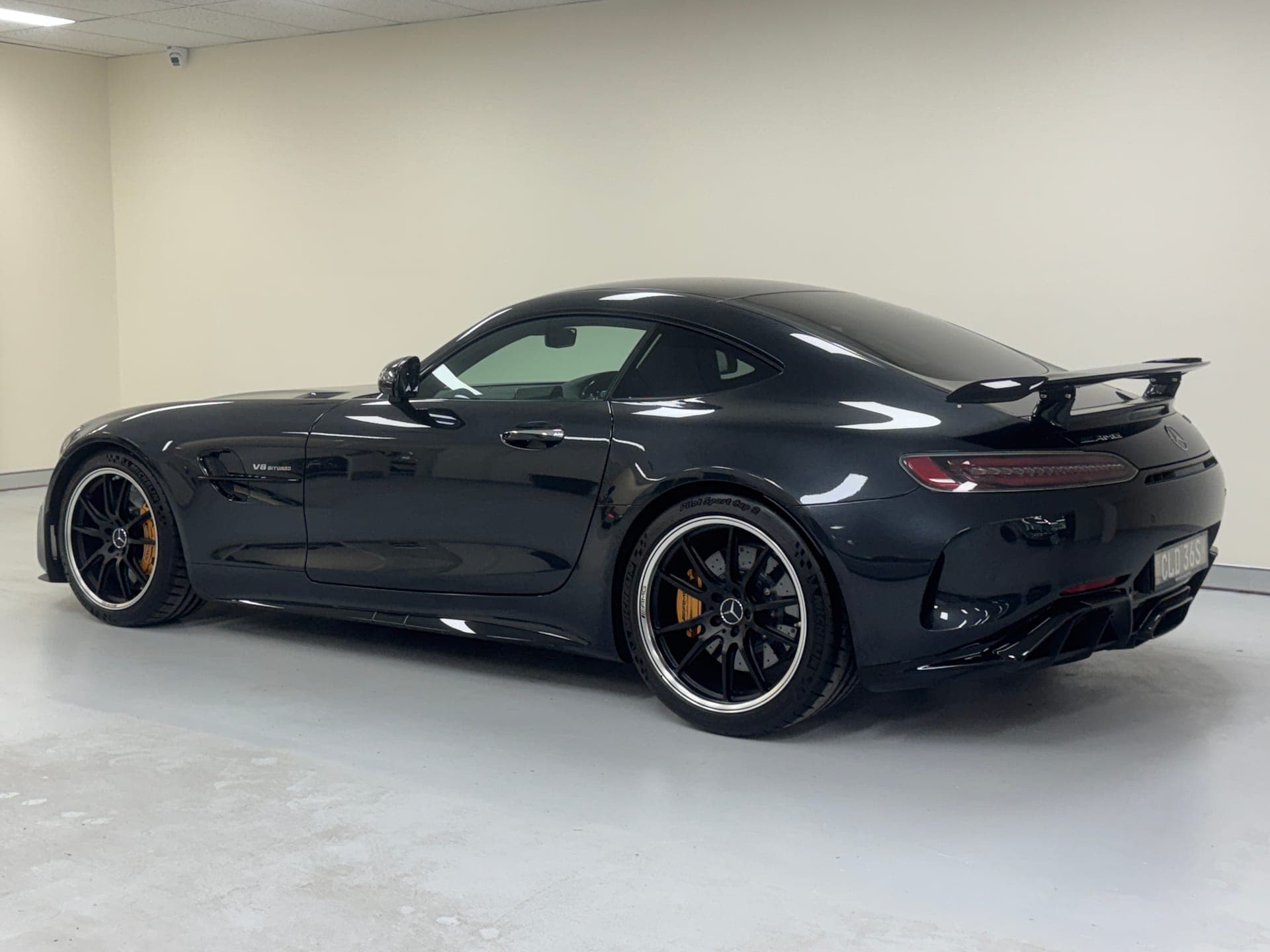2019 MERCEDES-AMG GT R 190 MY18 in Magnetite Black — front seats