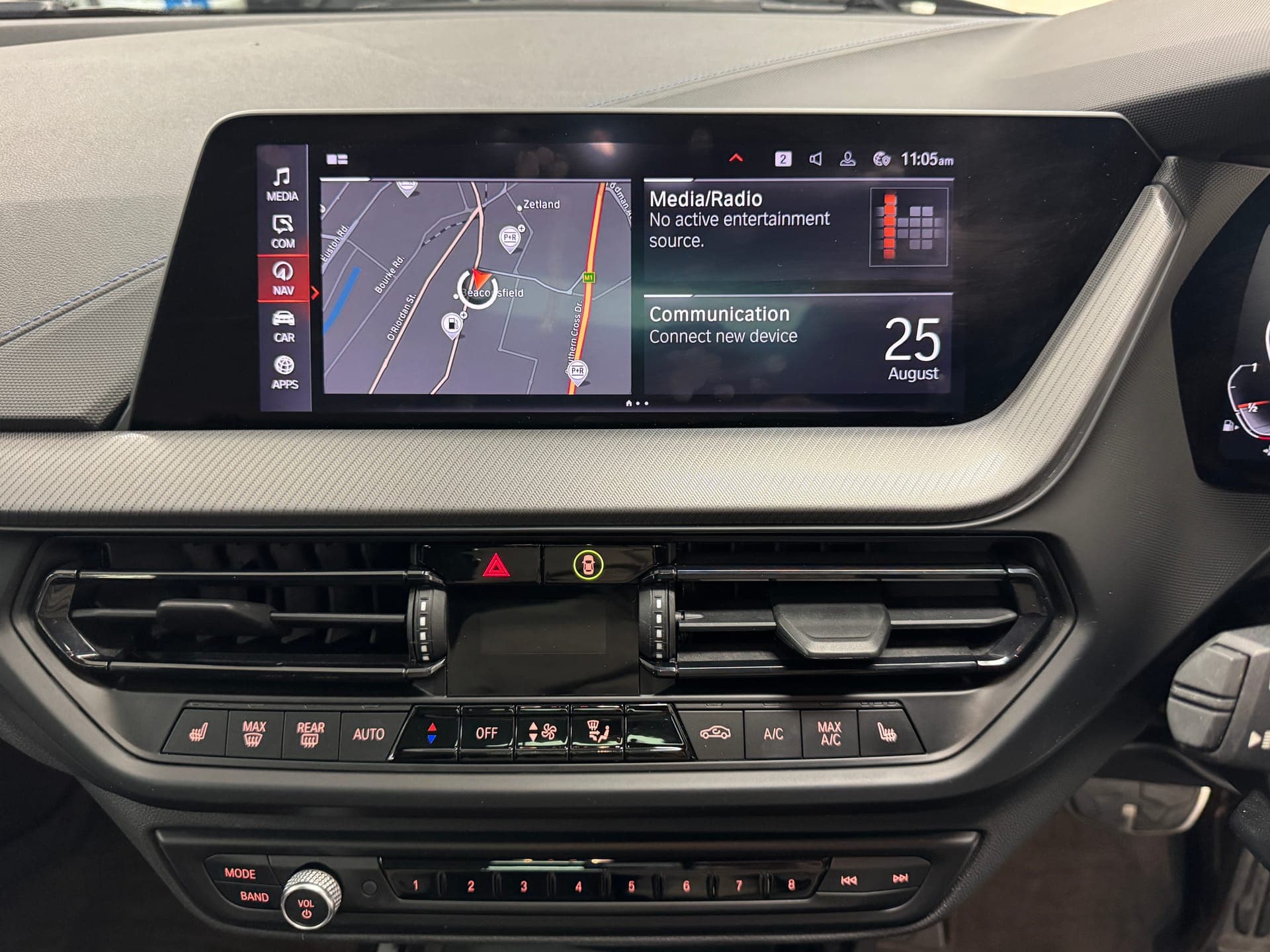 2020 BMW 1 Series 118i M Sport in Mineral Grey — photo 17