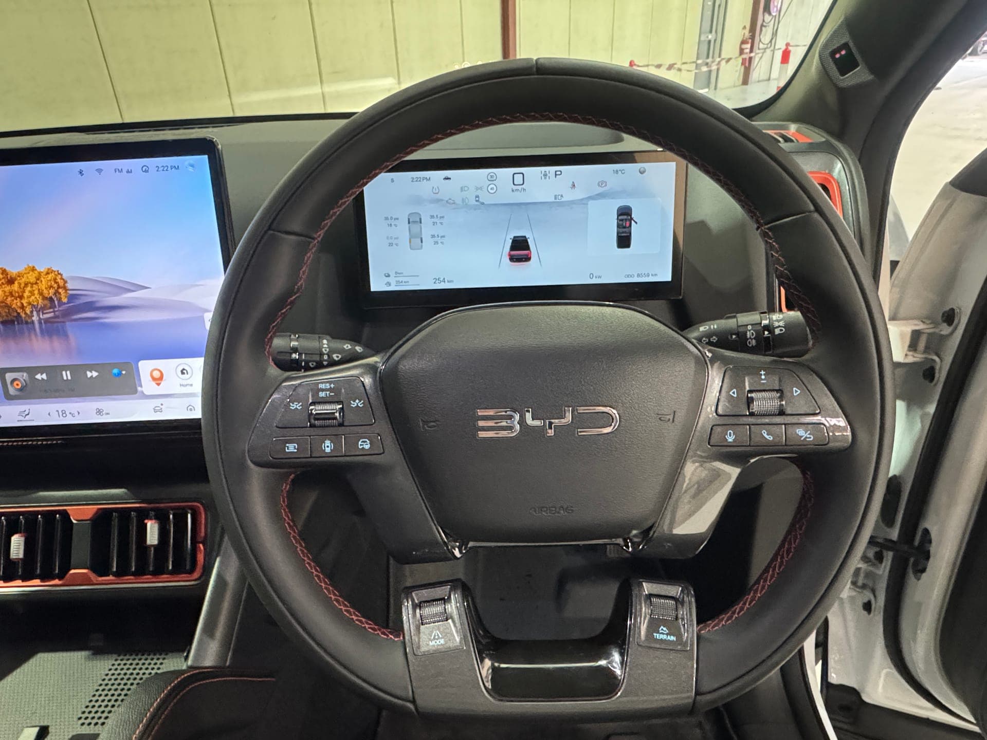 2024 BYD Shark 6 Dual Motor Premium in White — photo 21