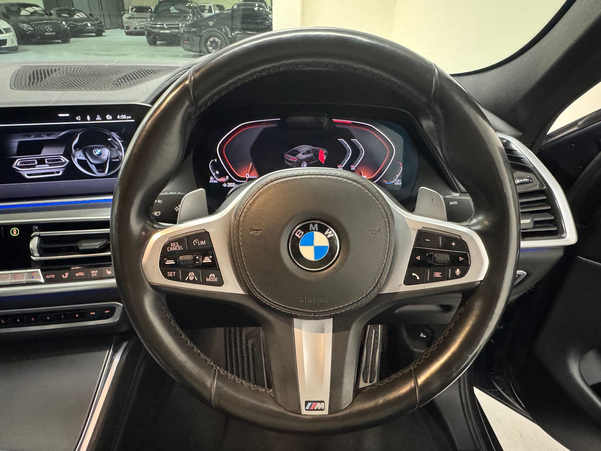 2020 BMW X6 xDrive30d M Sport G06 in Grey — photo 14