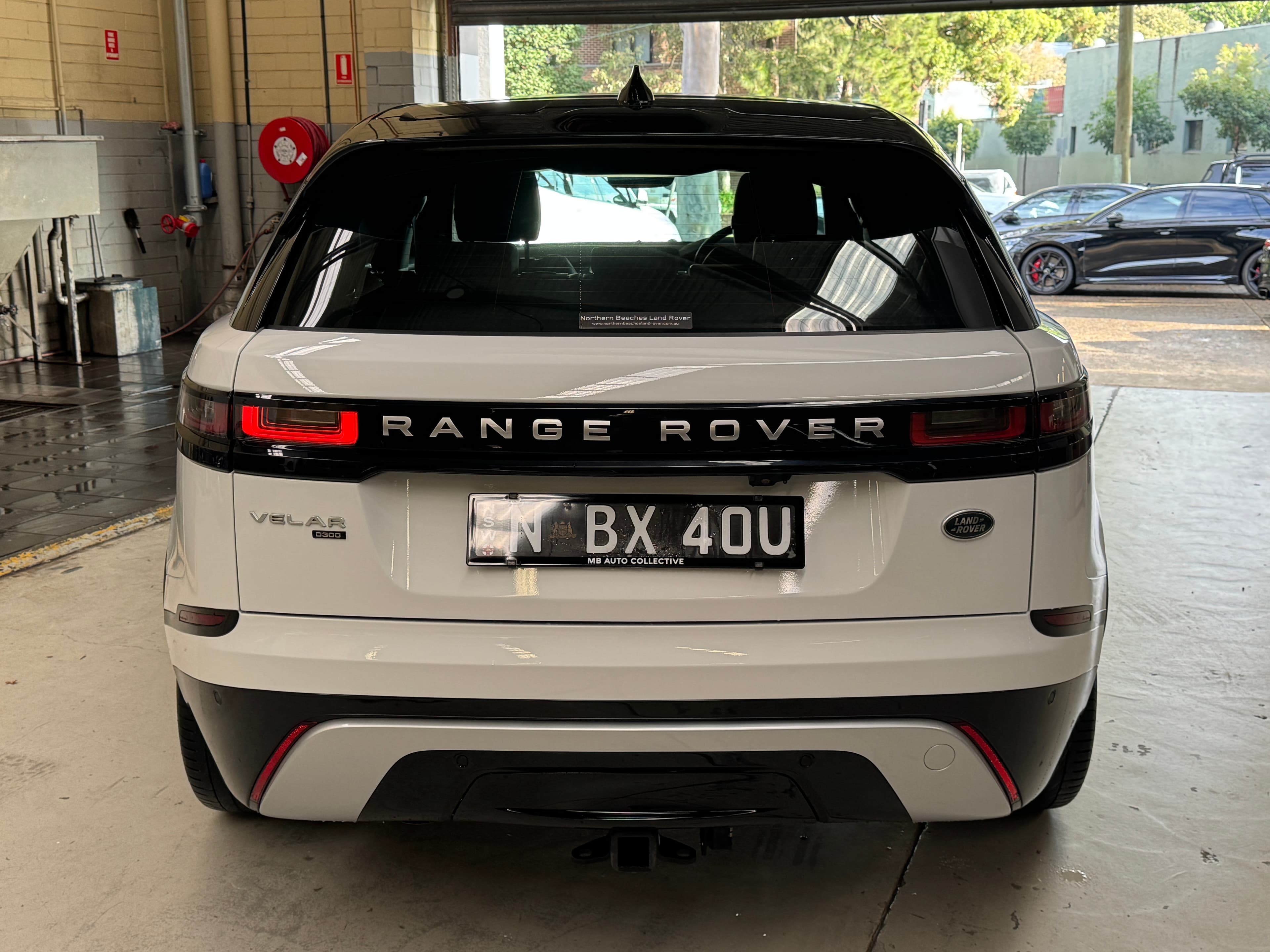 2018 Land Rover Velar D300 S in White — odometer