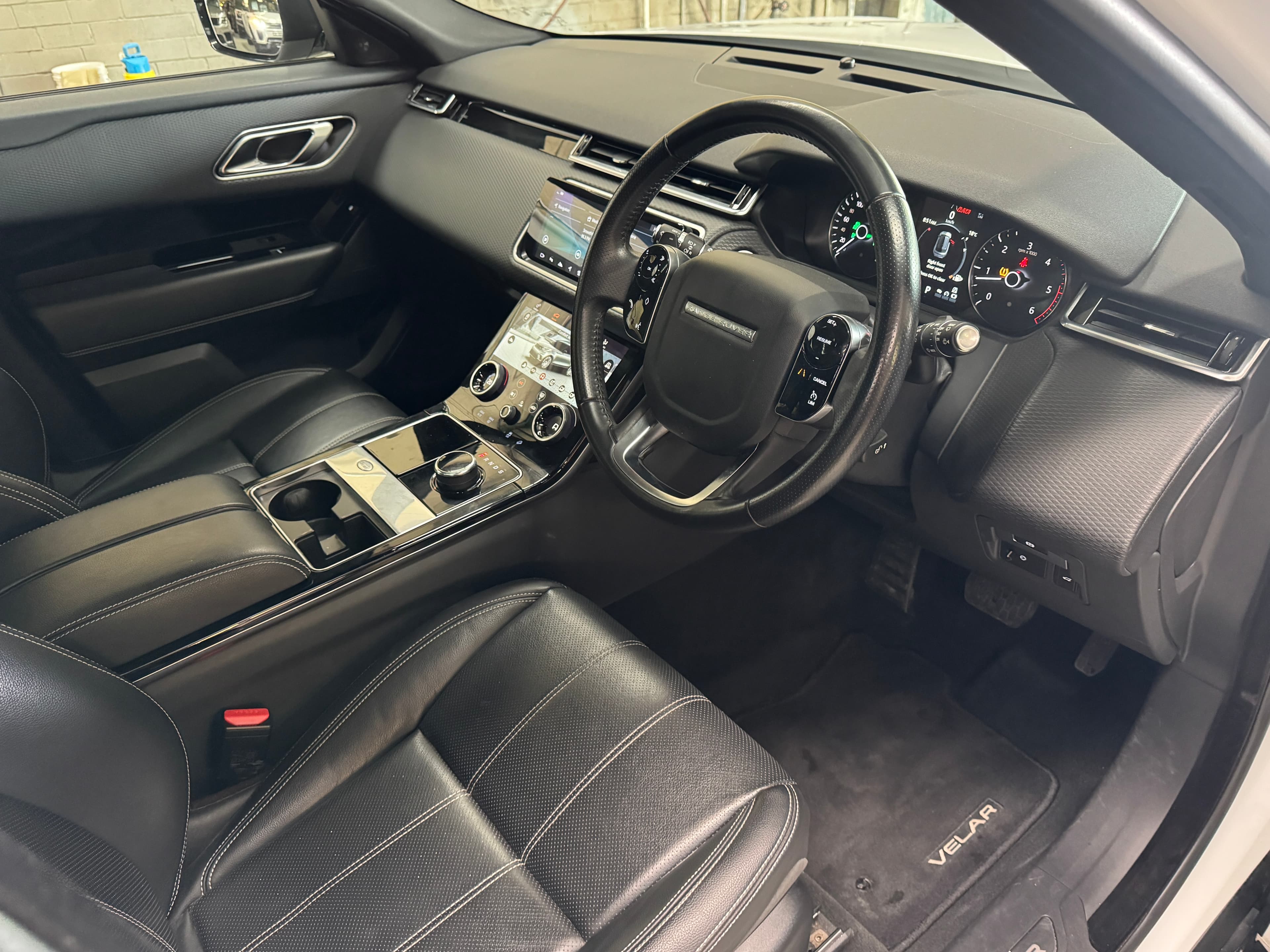 2018 Land Rover Velar D300 S in White — photo 17