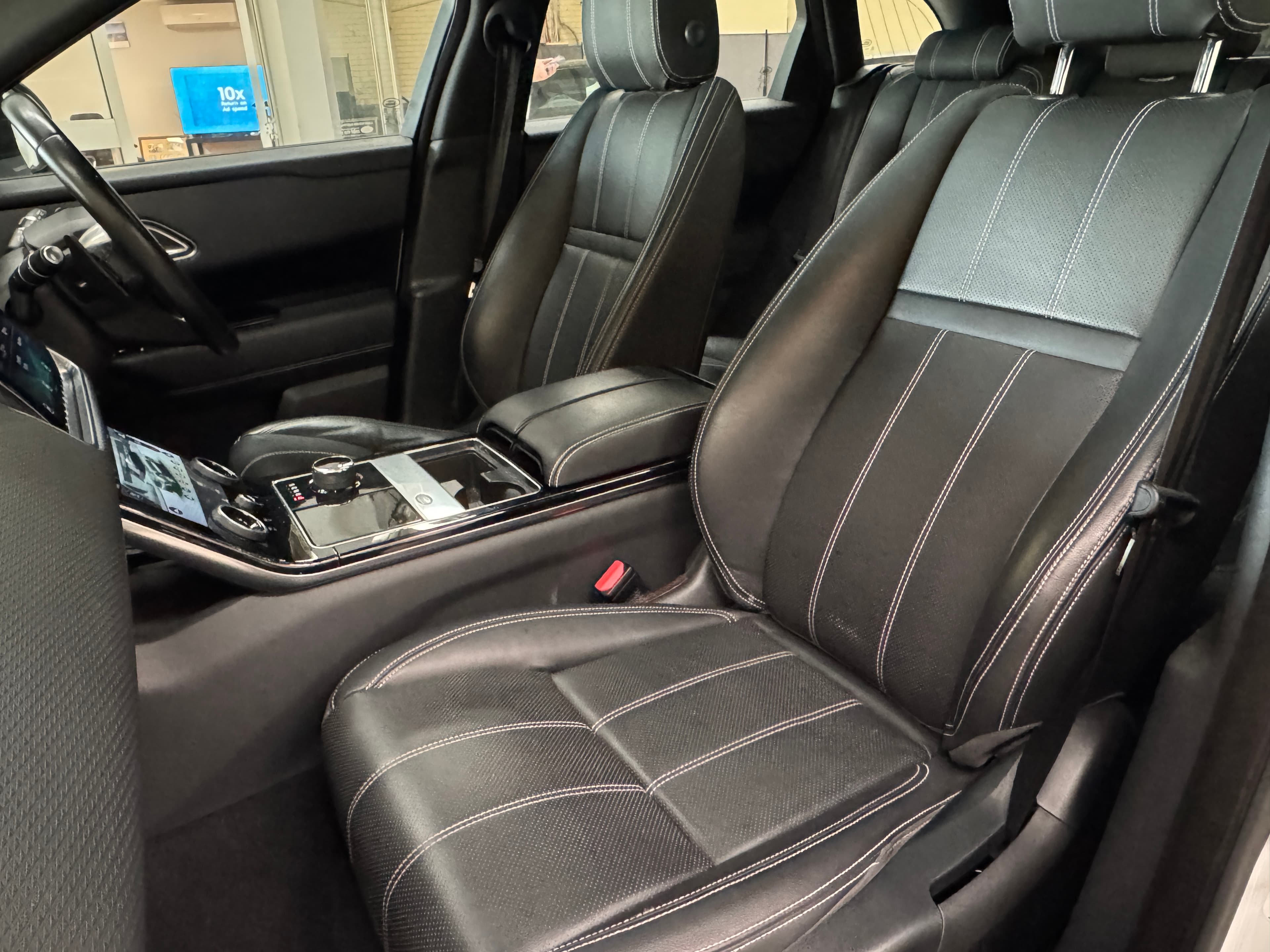 2018 Land Rover Velar D300 S in White — photo 23