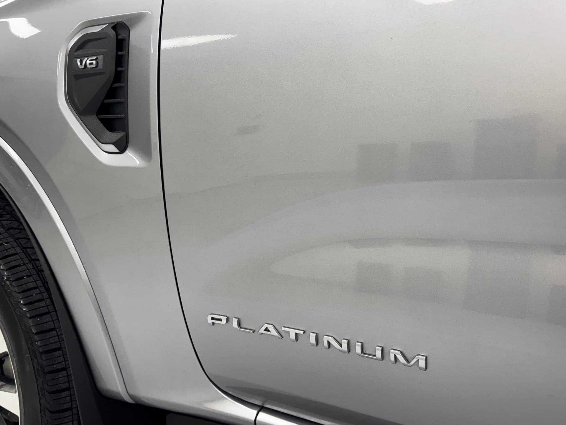 2023 Ford Everest Platinum (4WD) UB MY24 in Silver — odometer