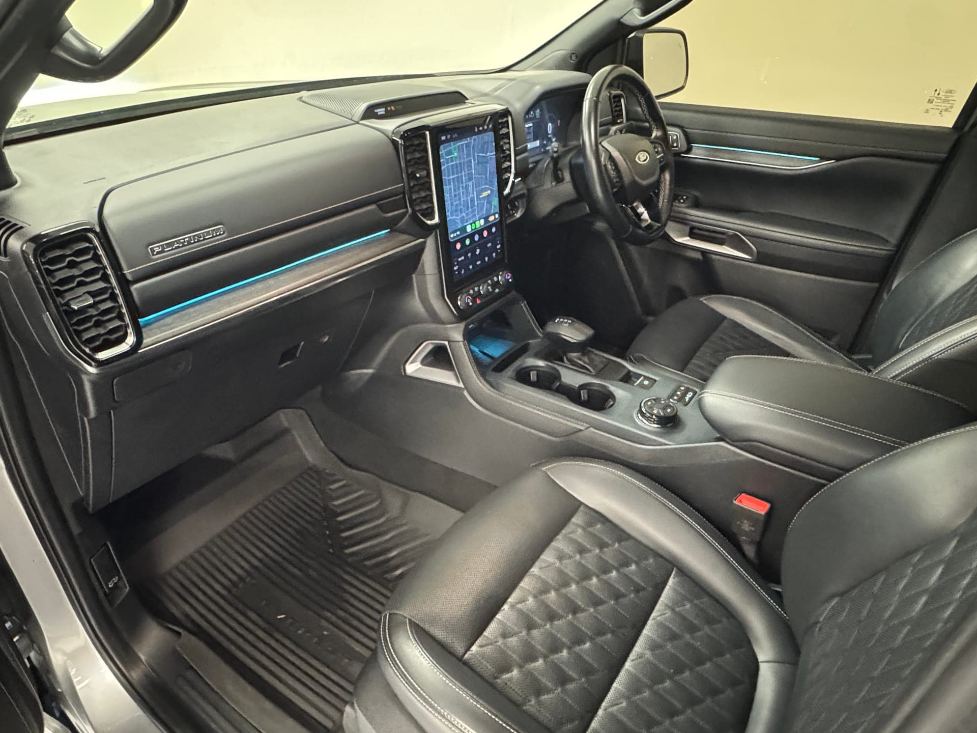 2023 Ford Everest Platinum (4WD) UB MY24 in Silver — photo 20