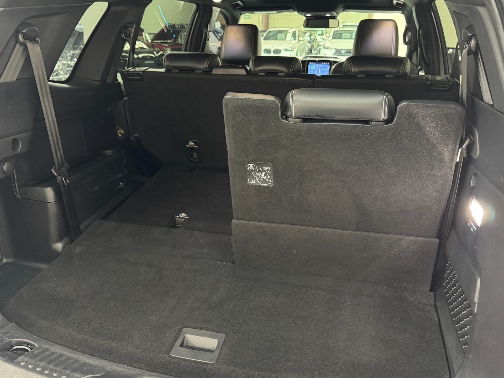 2023 Ford Everest Platinum (4WD) UB MY24 in Silver — photo 23