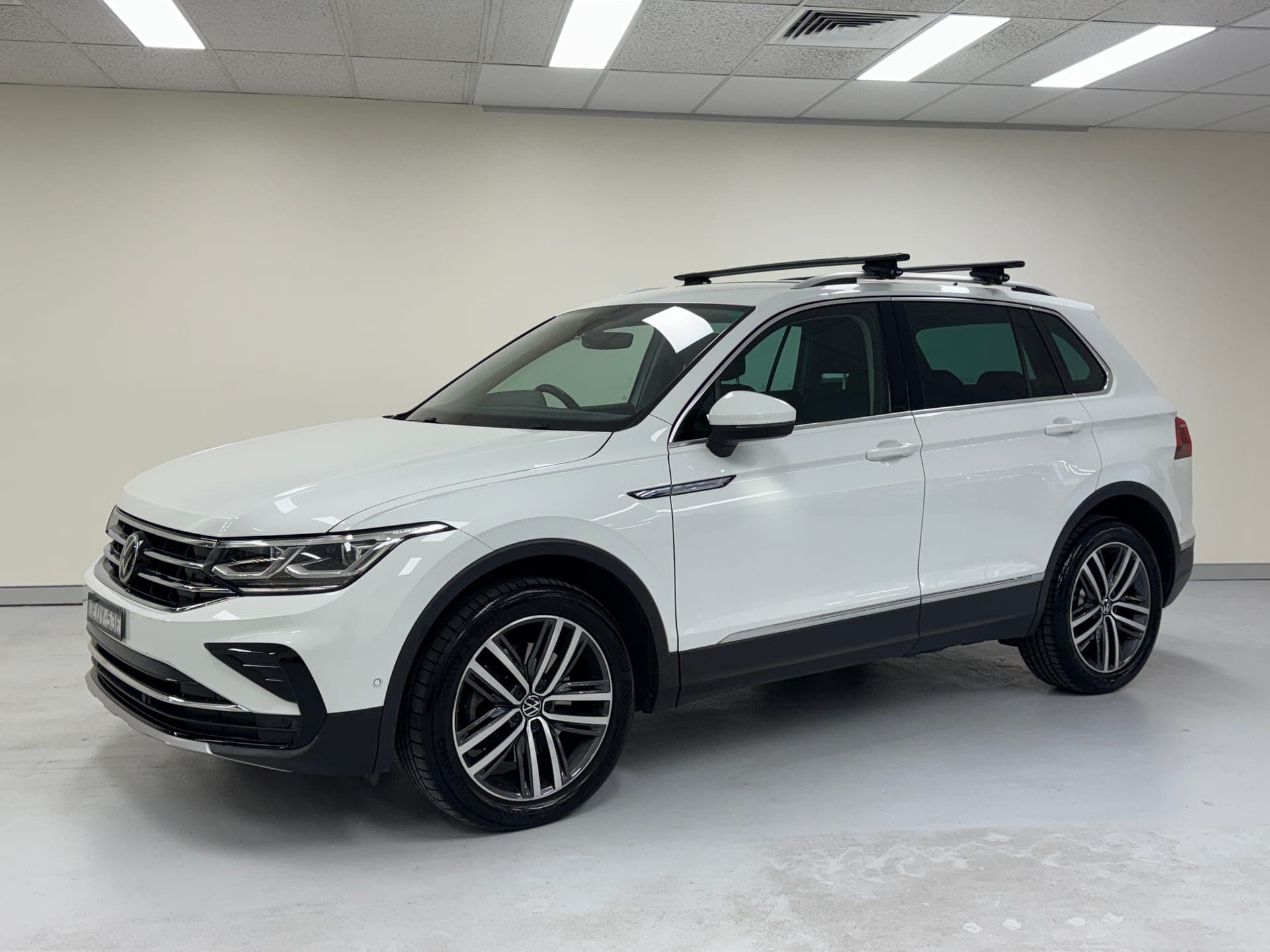 2021 Volkswagen Tiguan 162TSI Elegance in White — exterior rear
