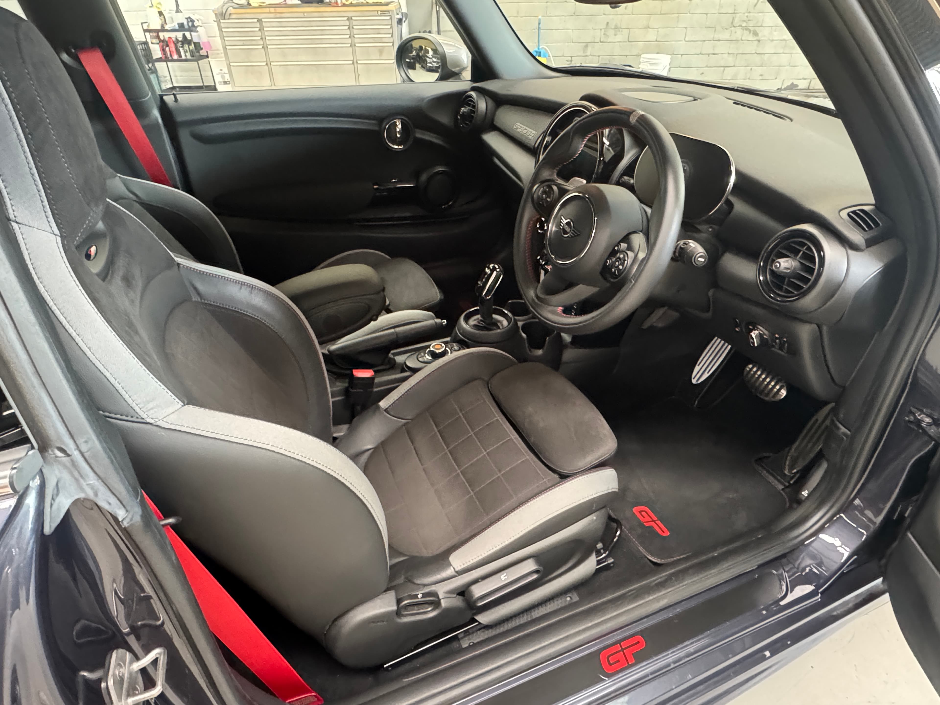2020 MINI 3D Hatch 3D HATCH JOHN COOPER WORKS GP F56 TURBO MPFI 2.0L 8 SP AUTOMATIC in GREY — photo 14