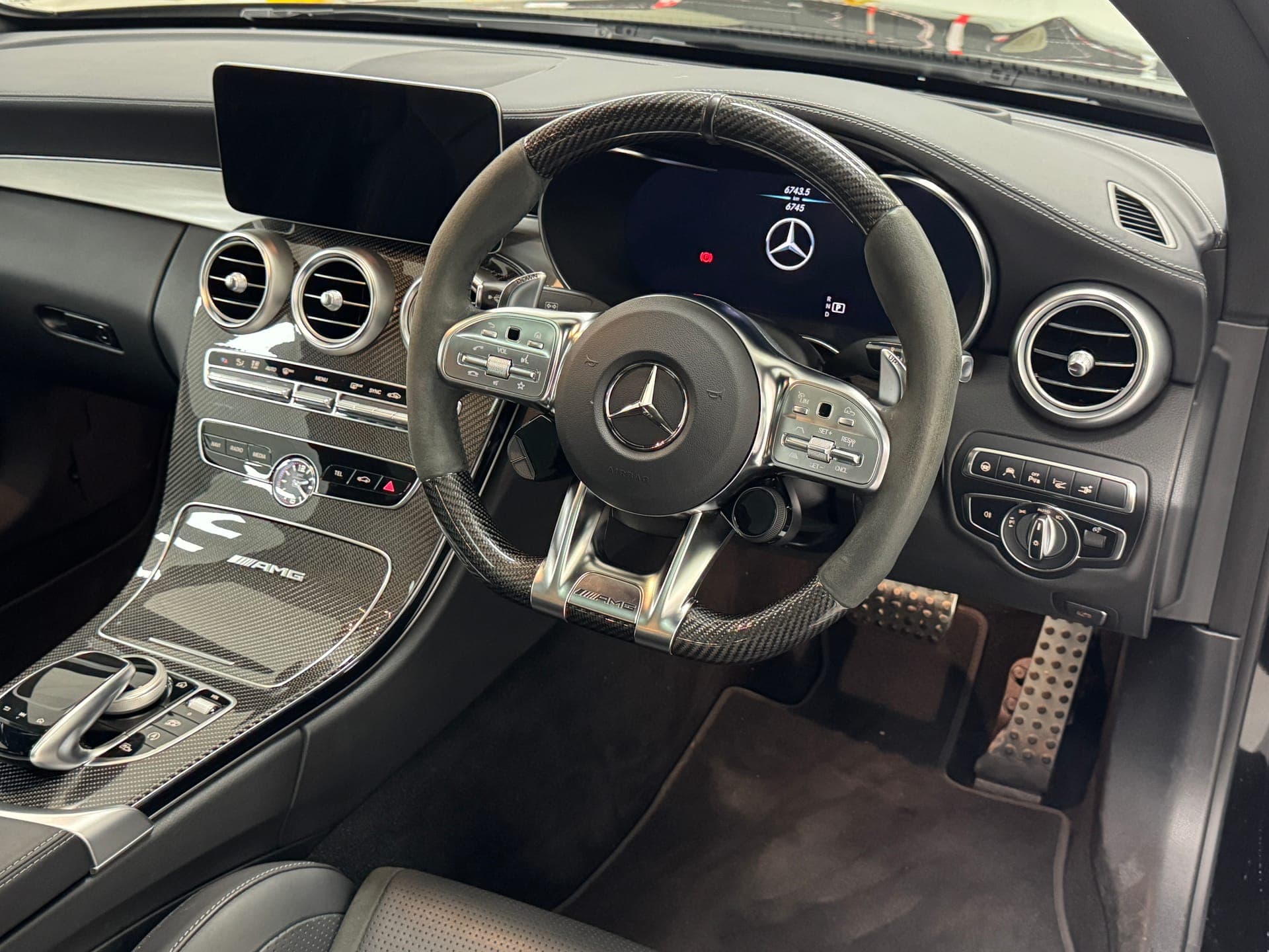 2023 Mercedes-AMG C 63 S in Black — photo 16