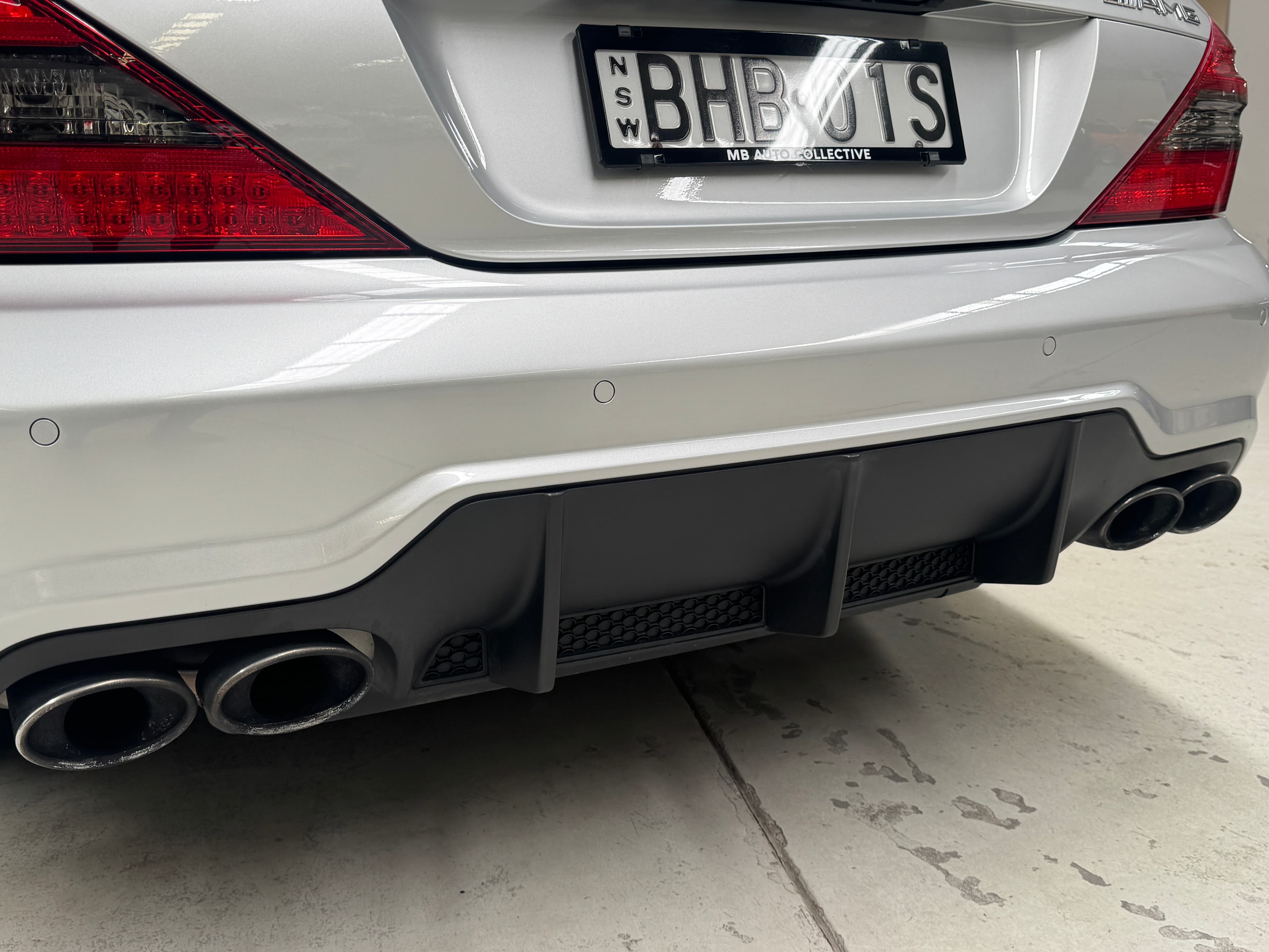 2008 Mercedes-Benz SL 63 AMG R230 08 Upgrade in Silver — front seats