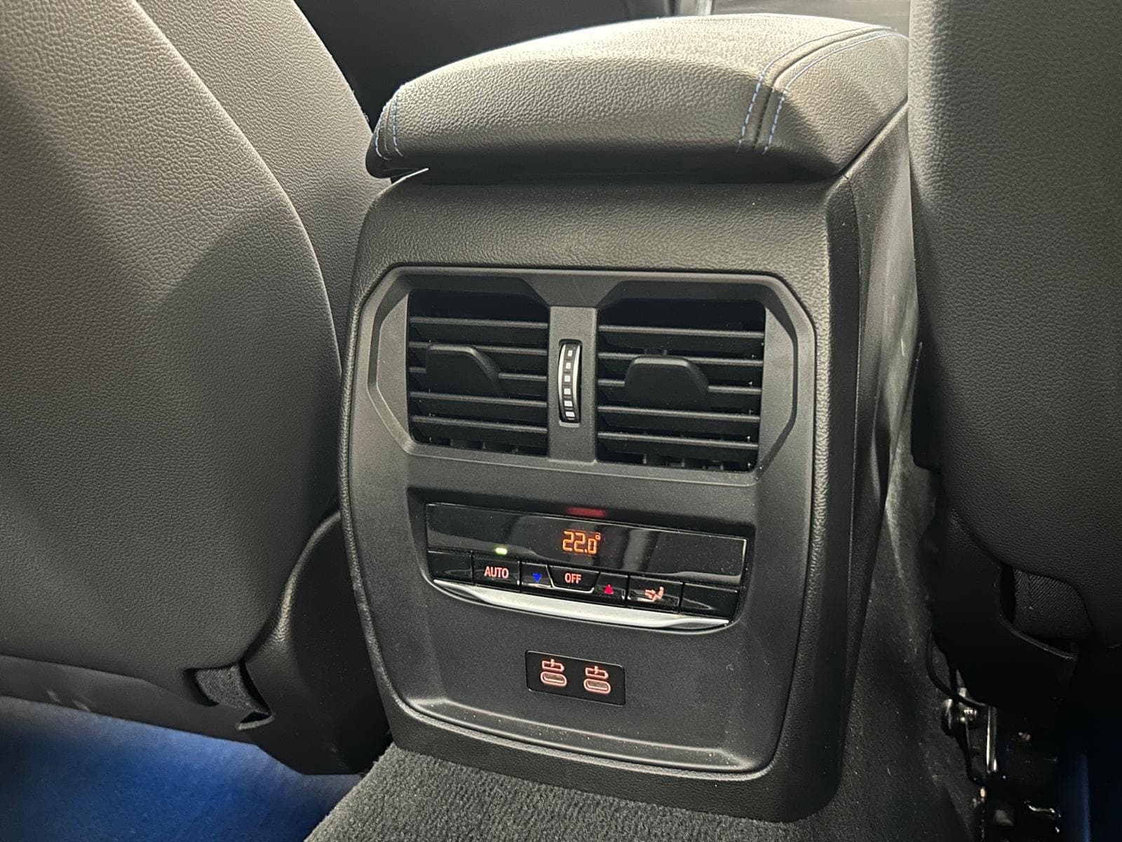 2023 BMW 3 Series 330i M Sport G20 LCI in Grayon — photo 21