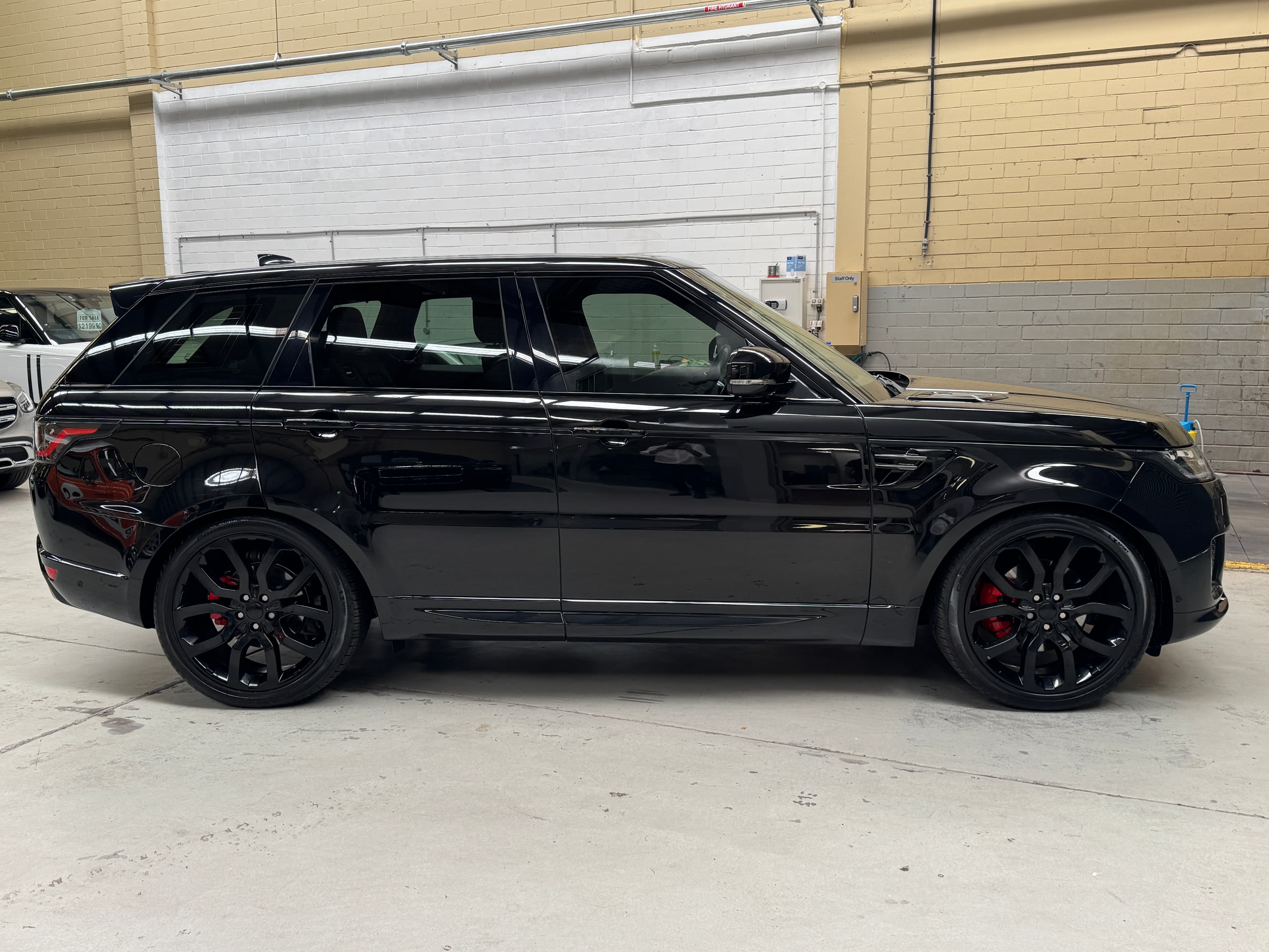 2018 Range Rover Range Rover Sport RANGE ROVER SPORT SDV6 HSE DYNAMIC DIESEL TURBO F/INJ 3.0L 8 SP AUTOMATIC in BLACK — interior