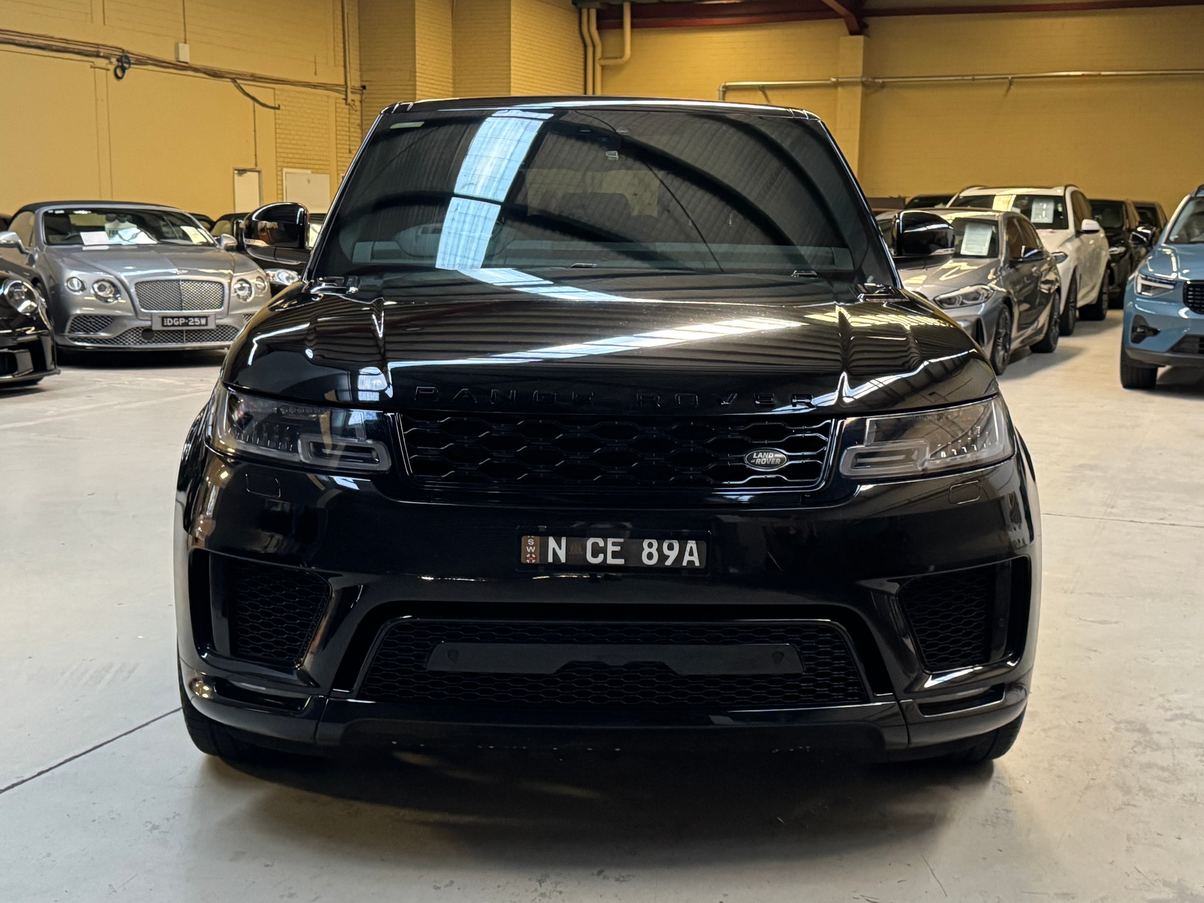 2022 Land Rover Range Rover Sport D250 SE in Black — exterior side